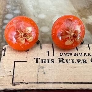 Dried flower screw on earrings